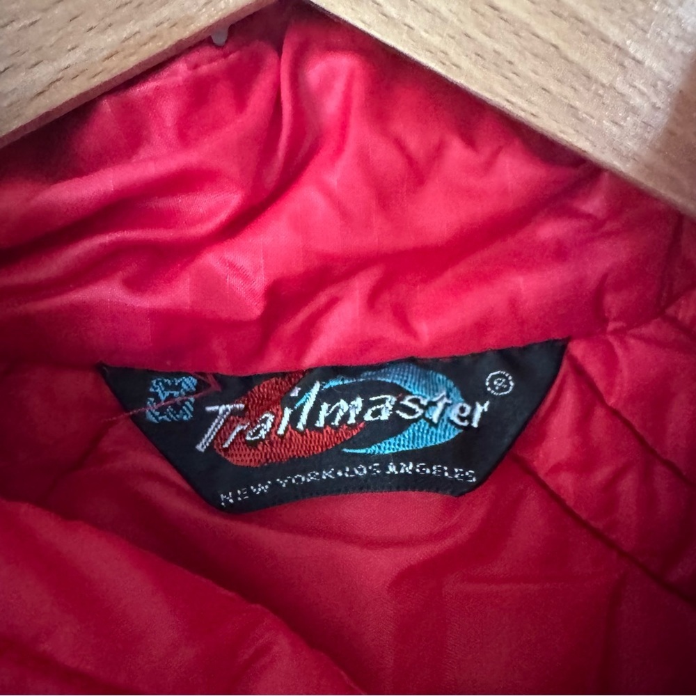 Vintage Trailmaster red puffy snap closure vest - Picture 3 of 8